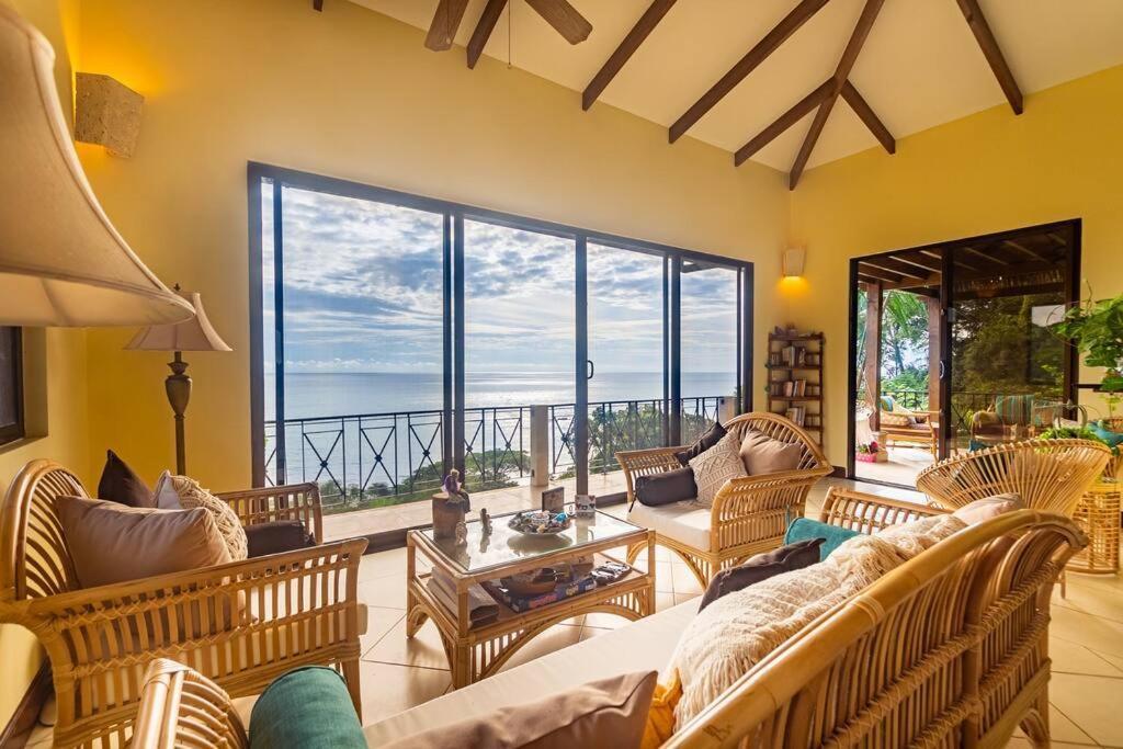 Villa Amor Del Mar With Breathtaking View Of Ocean & Jungle Dominical Εξωτερικό φωτογραφία